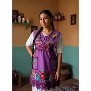 Mexican Folkloric apron embroidered  one of a kind mexico todo corazon